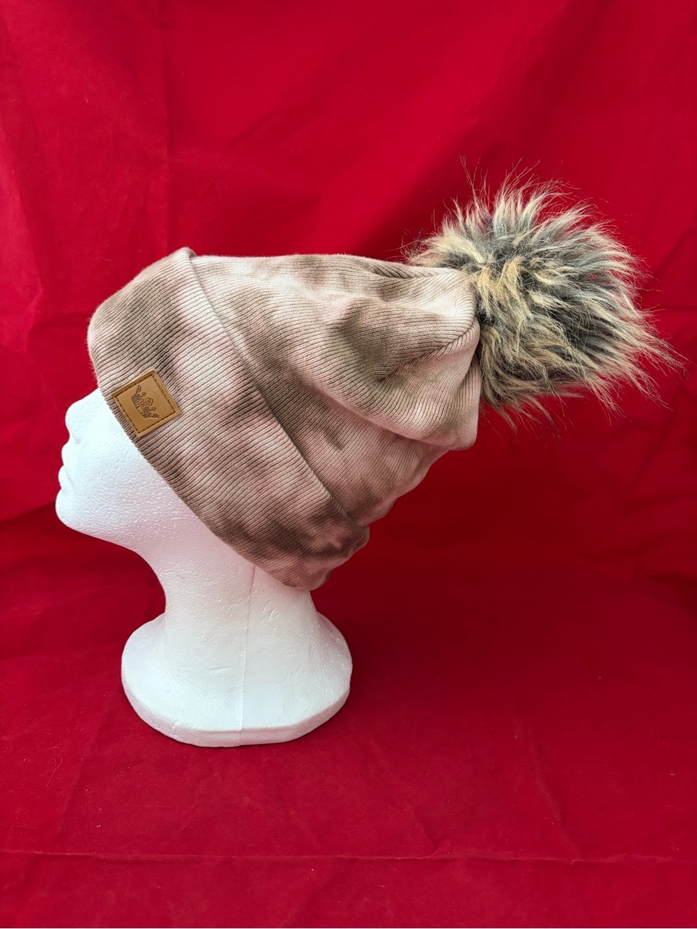 Panache Beanie Winter Hat Tan Brown Tie Dye Faux Fur Pom Pom Skiing Snow